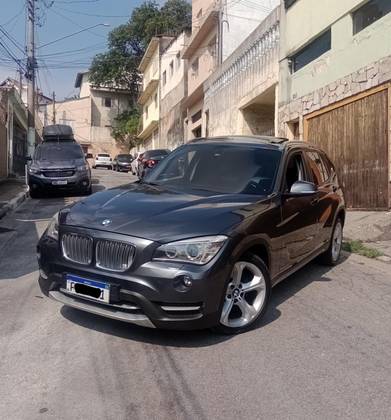 BMW X1 2.0 16V TURBO GASOLINA SDRIVE20I 4P AUTOMÁTICO BMW X1 2.0 16V TURBO GASOLINA SDRIVE20I 4P AUTOMÁTICO